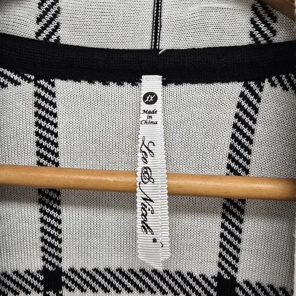 Leo & Nicole Thick Knit Open Front Cardigan Size 1X Grid Windowpane Black White